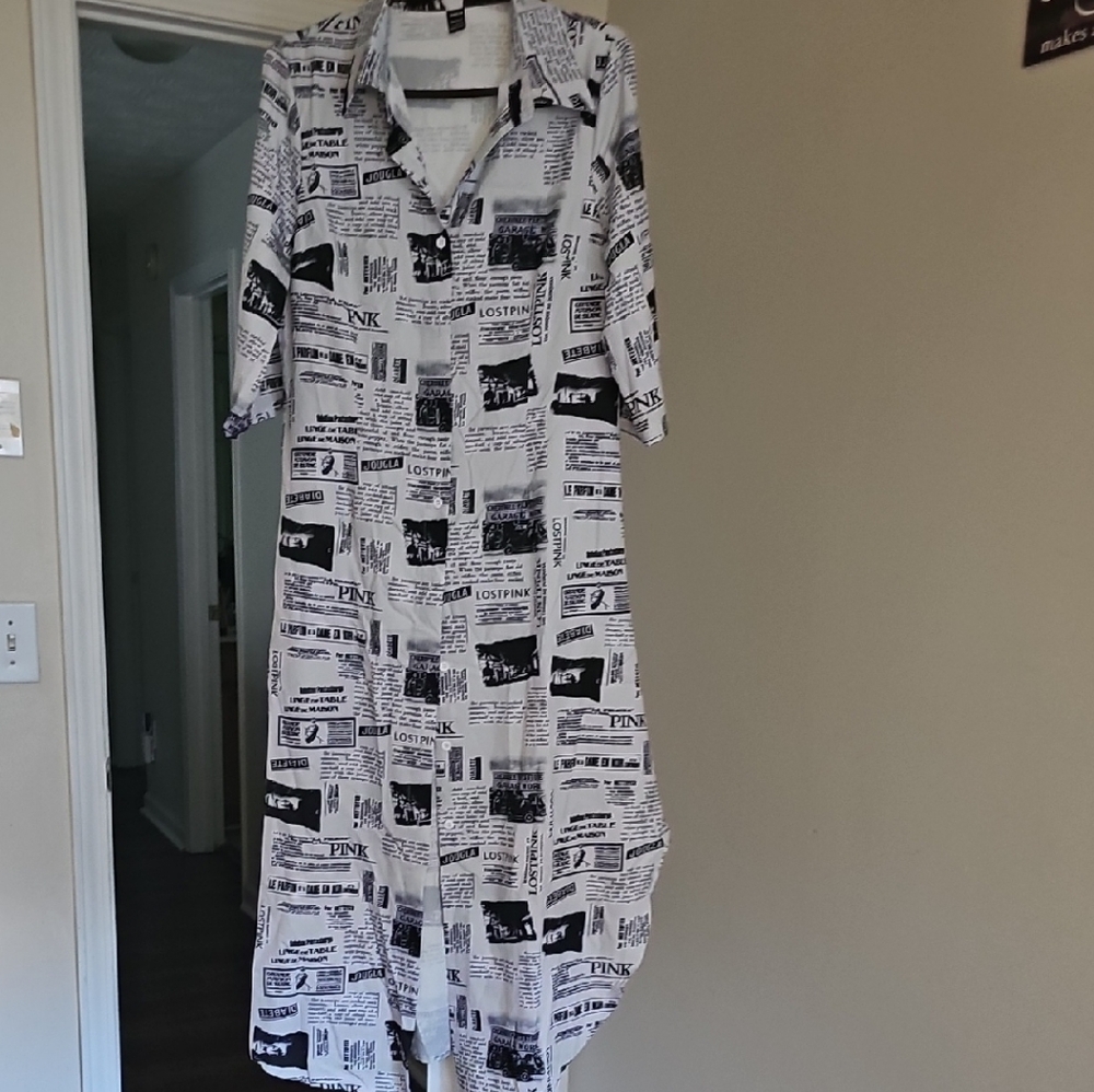 SHEIN Monochrome Print Long Sleeve Dress